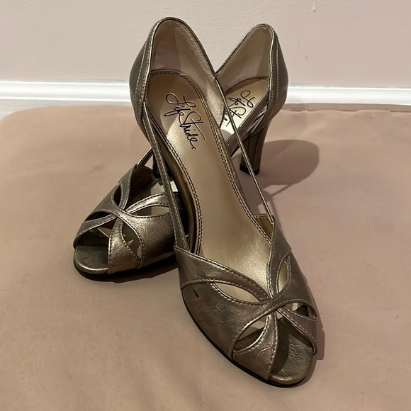 Antique Gold 3” Heels - Picture 8 of 8